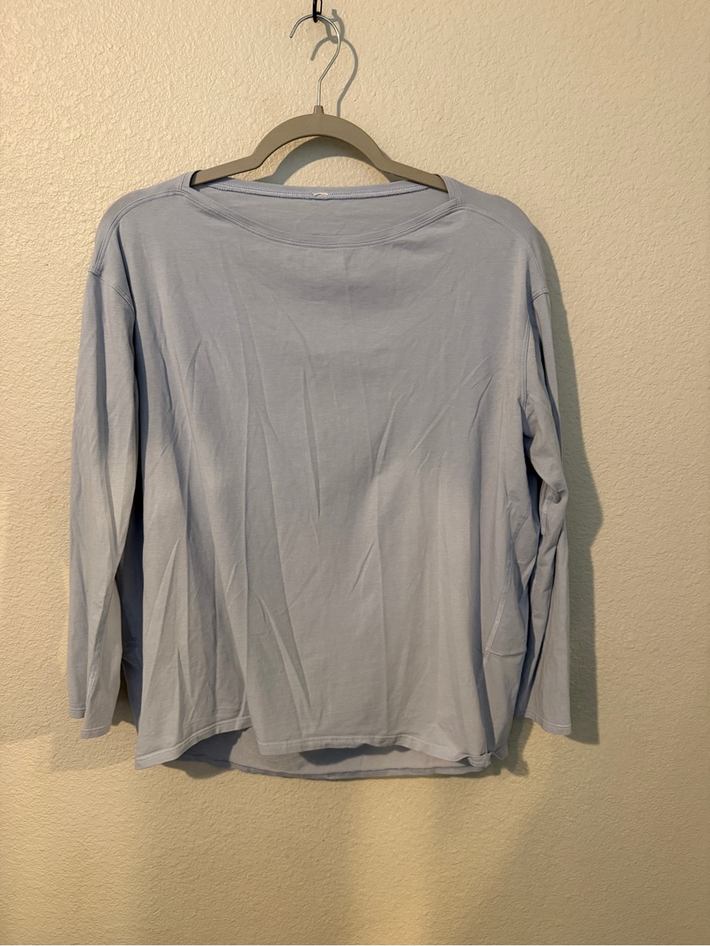 lululemon athletica pale blue crew neck tee